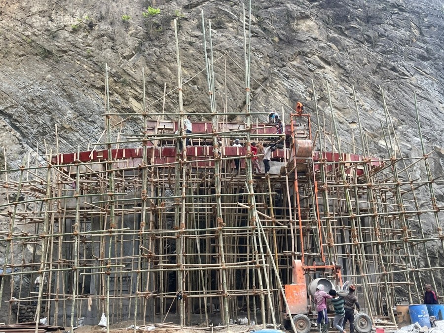 Workers are seen busy constructing the new Nagaland ‘Welcome Gate’ at the start of the hill section of the State near Patkai Bridge over Chathe River, Chümoukedima on March 27. A worker at the construction site informed that they are planning to complete the construction by April, possibly before Nagaland host the official G20 dialogue forum’s Business 20 (B20) ‘Conference of on Opportunities for Multilateral Business Partnerships in Agriculture and Food Processing’ in Kohima from April 4-6. (Morung Photo)
